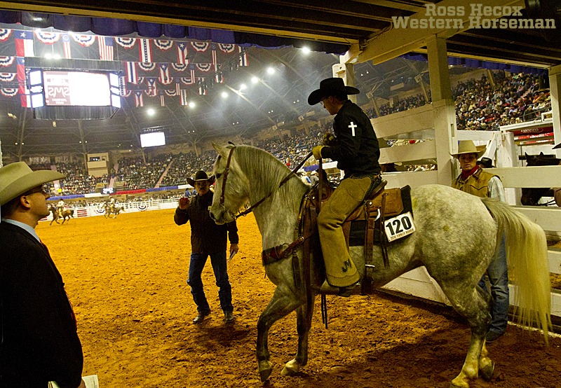 TJ Roberts riding ranch gelding at FWSSR