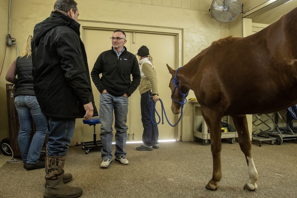 Reata Equine Hospital veterinarian Justin High, DVM, says social media is a double-edged sword, with the ability to both help and harm public perceptions of a viral outbreak. Photo by Ross Hecox